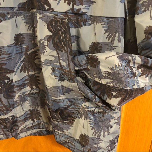 Levi's Men's Lightweight Hooded Popover Jacket, Light Blue Palm Print Size XXL - Picture 7 of 11